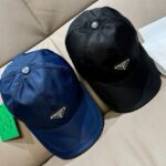 كاسكيت PRADA أنيقة عالية الجودة للعشاق الاناقة   (  PN )