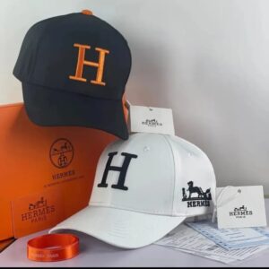 كاسكيت HERMES أنييقة كاليتي المصنوعة من مواد عالية الجودة لتدوم طويلاً. HERMES بتصميم عصري وجذاب. مصنوع من مواد فاخرة توفر الراحة طوال اليوم.(H)