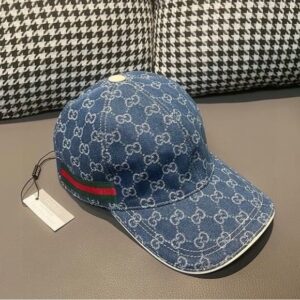 ​كاسكيت Gucci: دقة التفاصيل وفخامة الخامات​Gucci Blue V/R 🔵🥖💚❤️